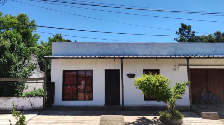 Se alquila casa de dos dormitorios en la ciudad de Paso de los Toros Ref. PTV257