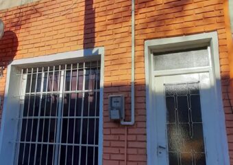 Se vende casa 4 dormitorios en la ciudad de Tacuarembó Ref.076.
