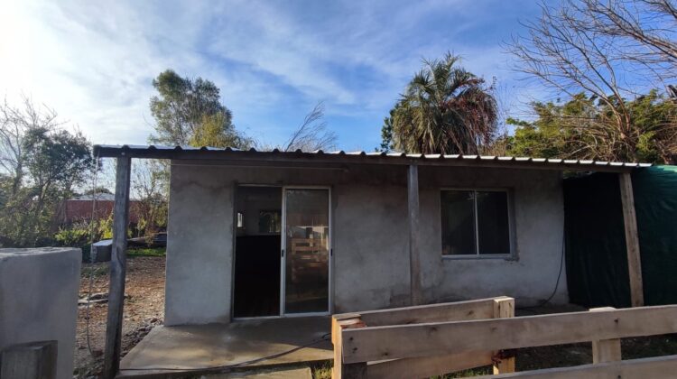 Se alquila casa de 2 dormitorios en la ciudad de Paso de los Toros Ref. PTV 288