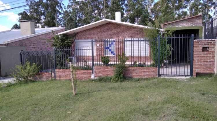Se vende casa 3 dormitorios en Tacuarembó.Ref.Tbo.071